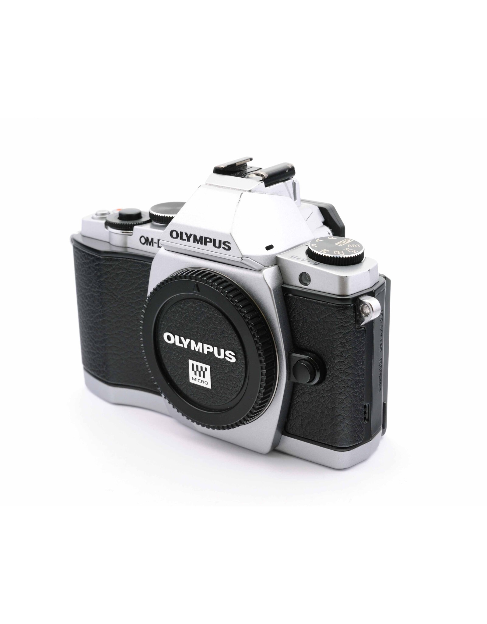 Olympus Olympus OM-D E-M5 Silver   A6080404
