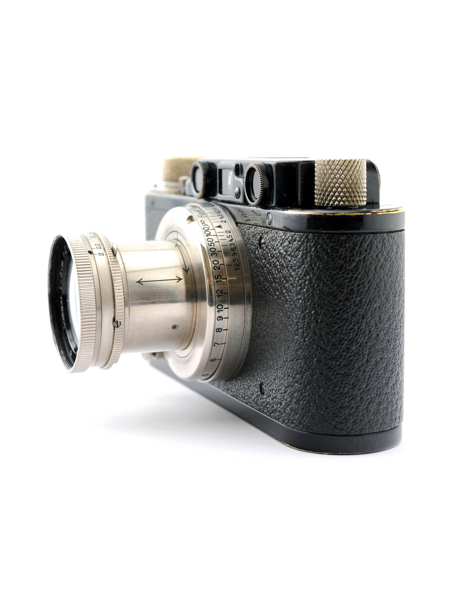 Leica Leica II (Model D) Black with 5cm f2 Summar Nickel    A6092101