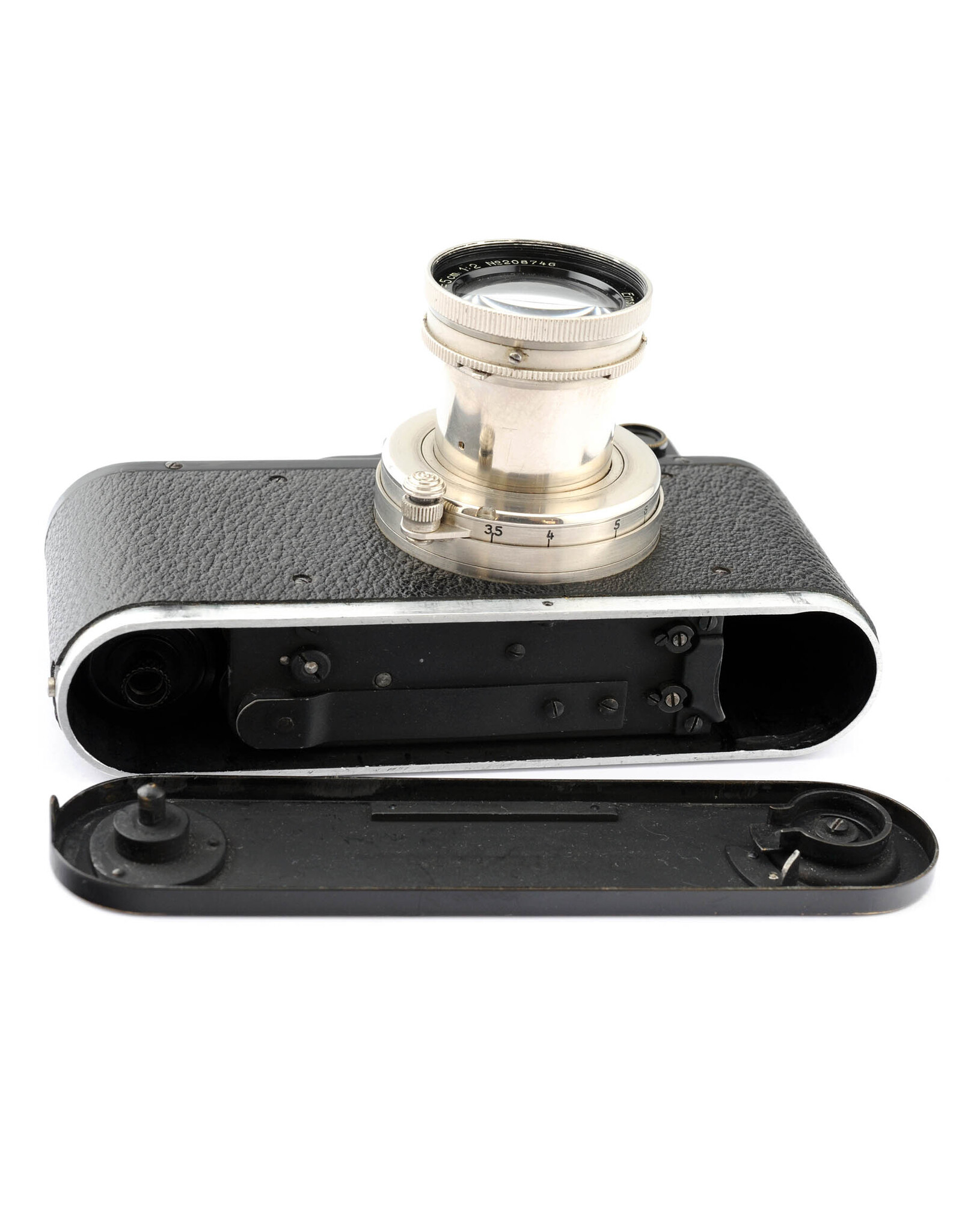 Leica Leica II (Model D) Black with 5cm f2 Summar Nickel    A6092101