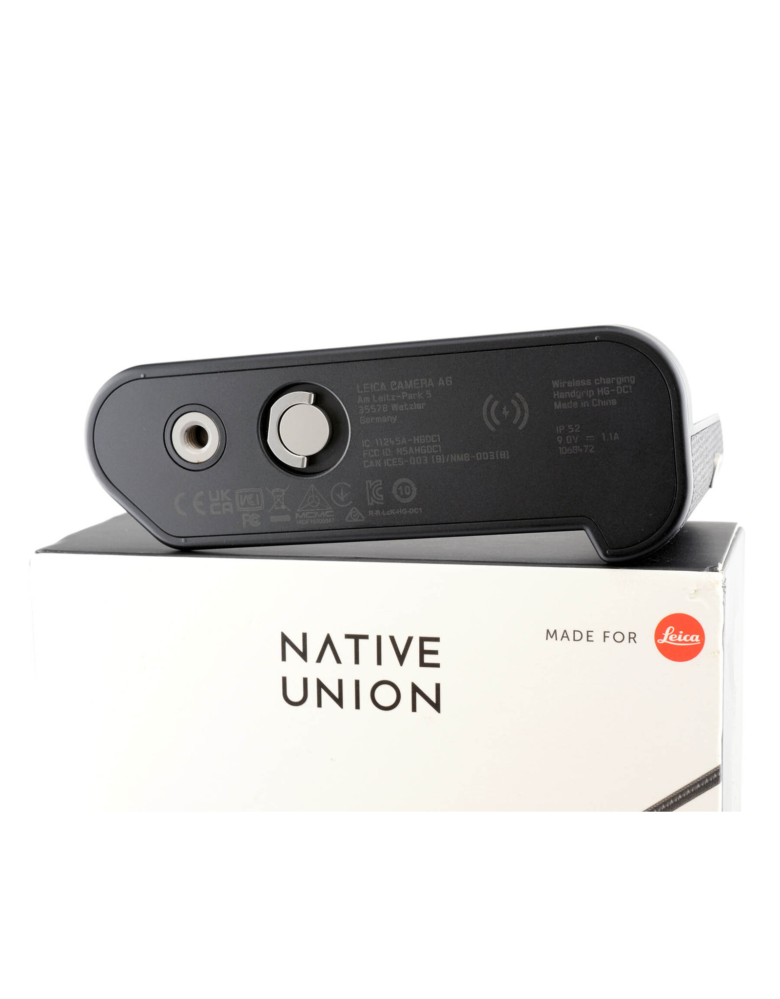 Leica Leica Wireless Charging Handgrip HG-DC1 + Native Union Droop XL Wireless Charger (for Leica Q3)   A6090903