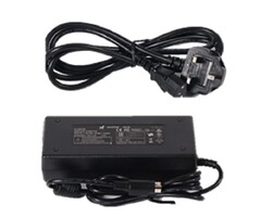 M3 UNIV-PWSP-8UK M3 Mobile power supply, UK