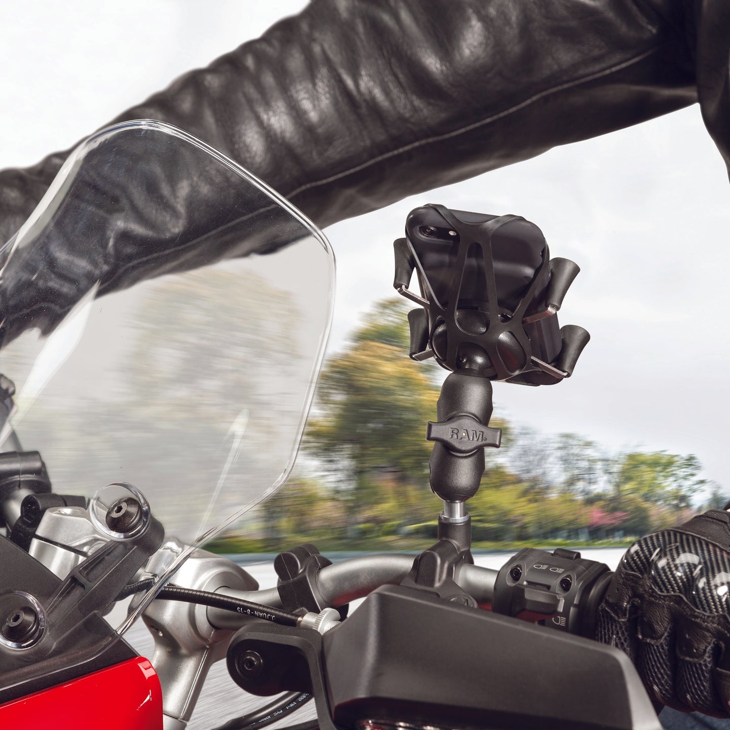 RAM Mounts kurzer Verbindungsarm aus Verbundwerkstoff | RAP-B-201U-A