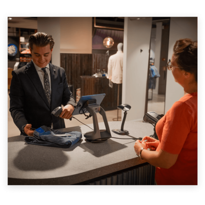 INVUE CT3003V2- InVue payment center stand