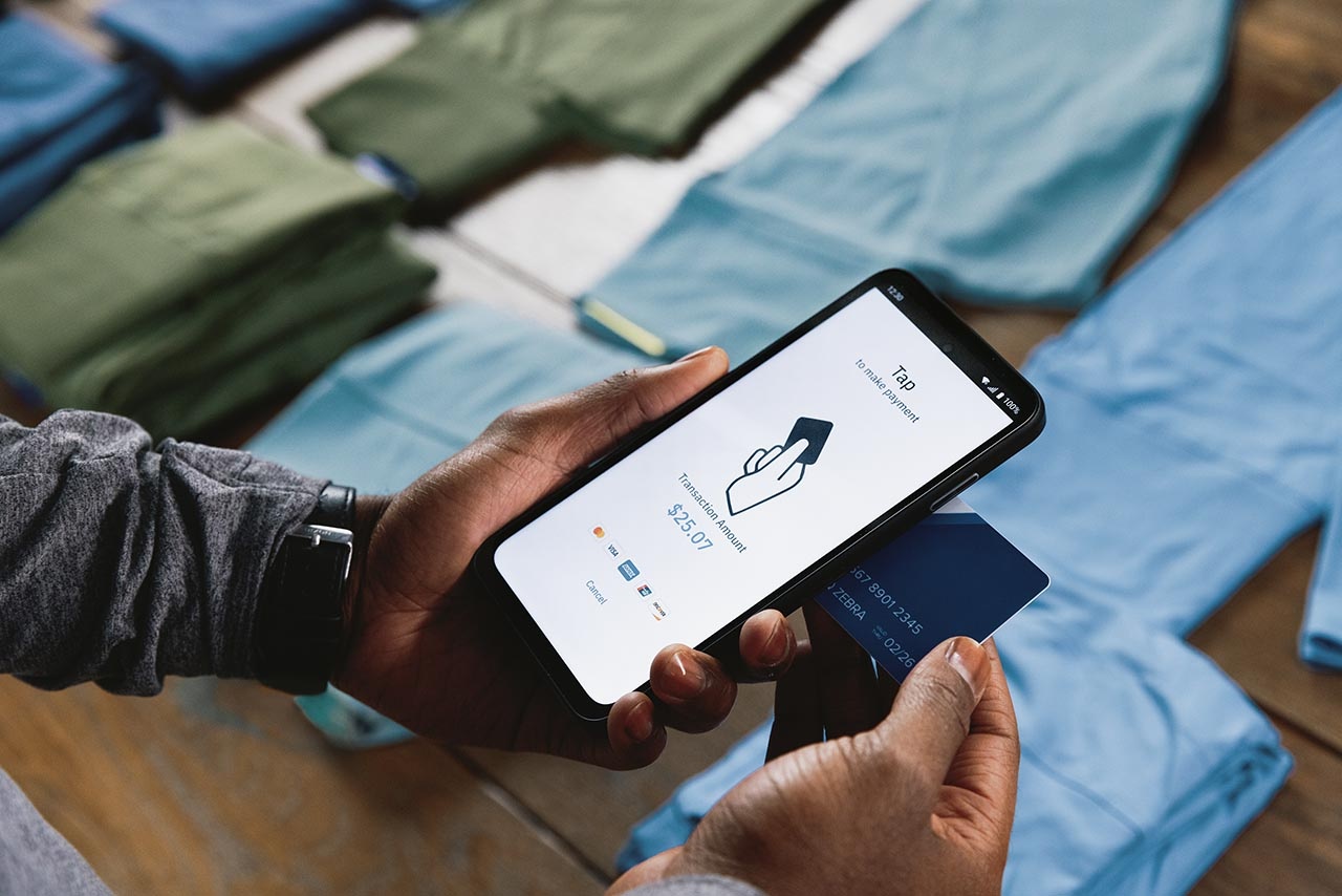 Zebra EM45B2-3T106B0-EA- Zebra EM45 RFID, RoW-800 MHz, RFID, USB-C, BT, Wi-Fi (Wi-Fi), 5G, Android, kit, nero