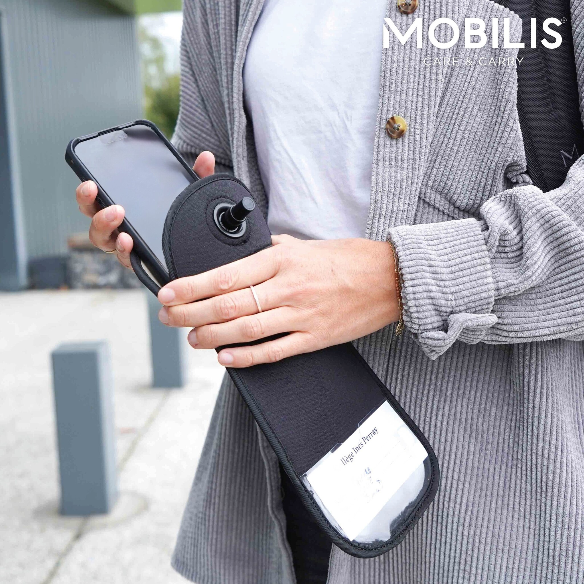 MOBILIS Mobilis Lockable Multi-Signal Blocking Pouch for Smartphones up to 7''