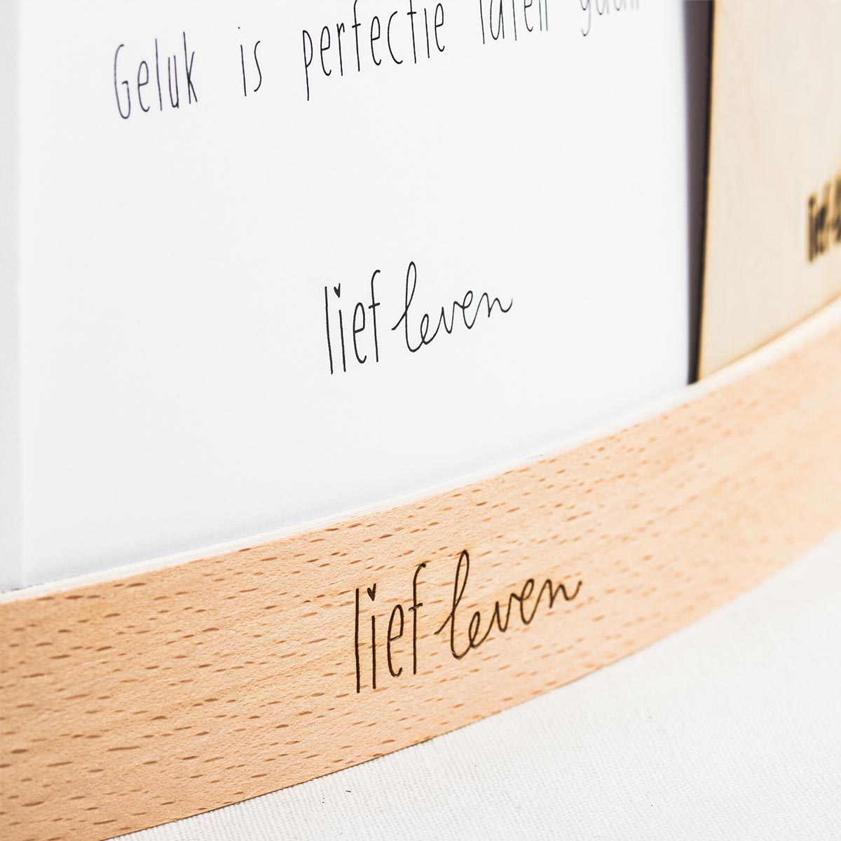 Kaartenstandaard • Hout
