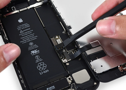 chocola Haan Medic iPhone - iPhone 8 batterij problemen - PhoneDokter Thuis®