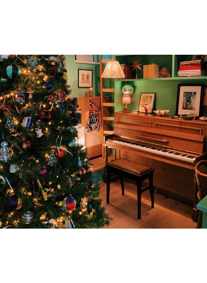 Handpainted apple ornament Anna+Nina