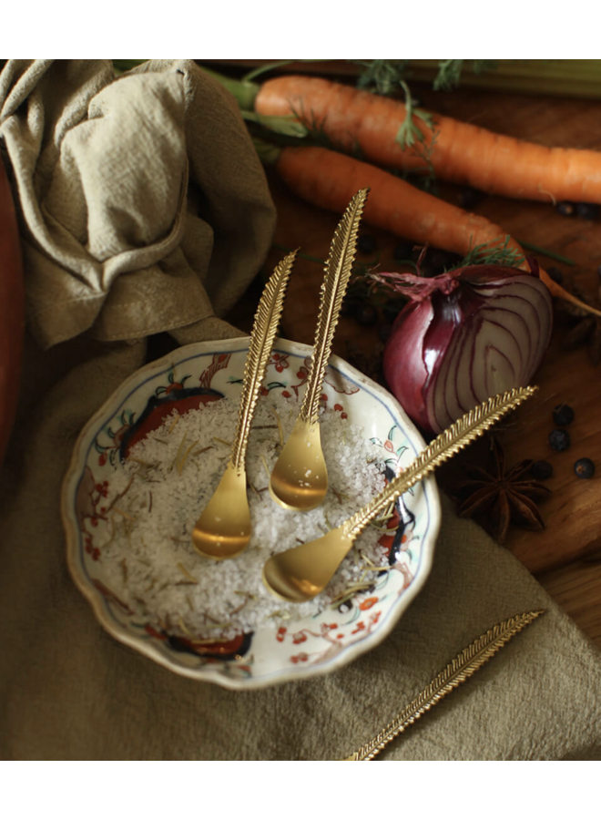 Stella Feather Teaspoon Set Doing Goods