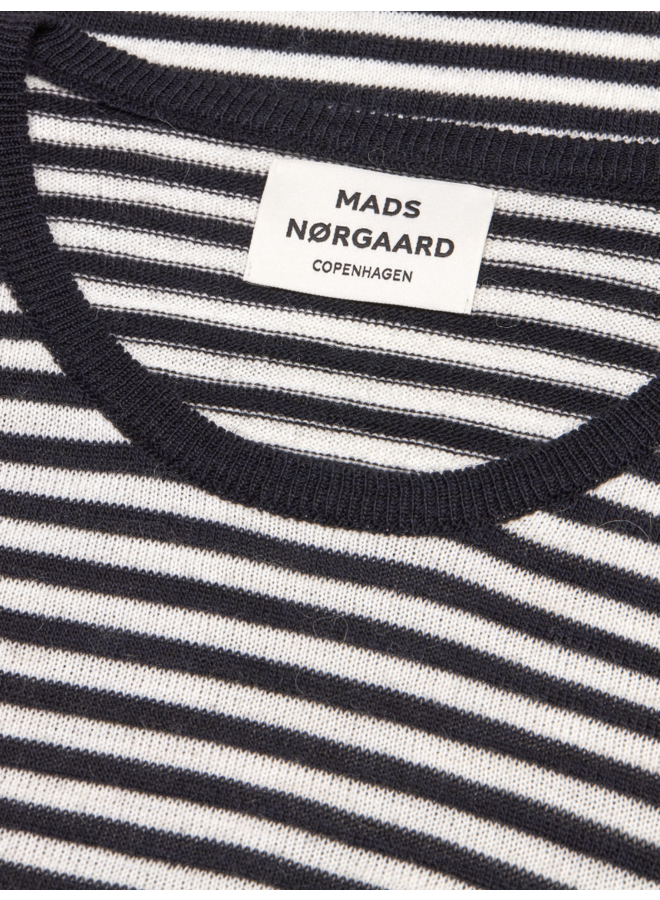 One Stripe Ellis Knit One Stripe Parisian Night - Mads Norgaard