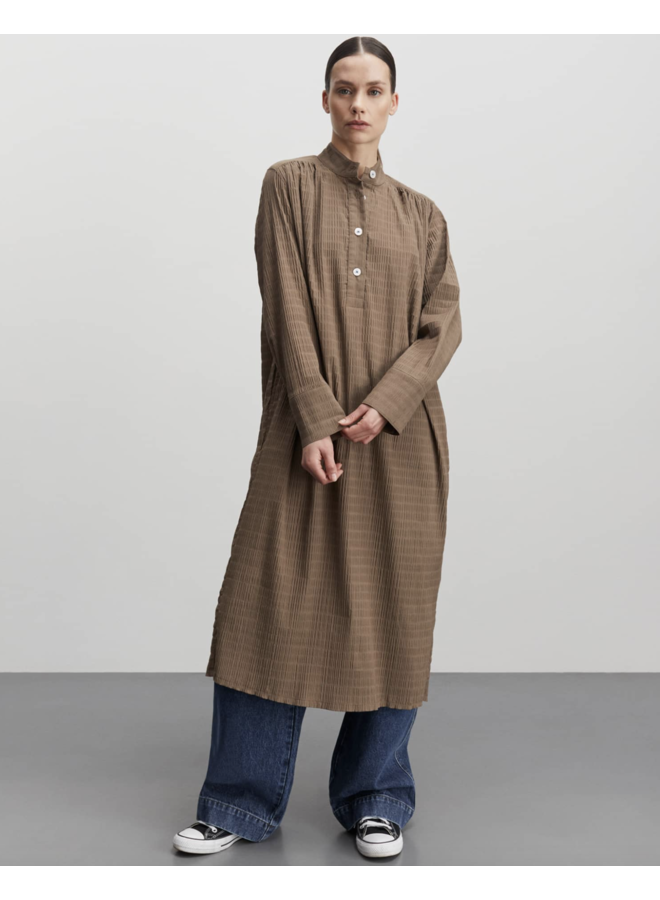 Crinckle Pop Eva Dress Teak Melange - Mads Norgaard