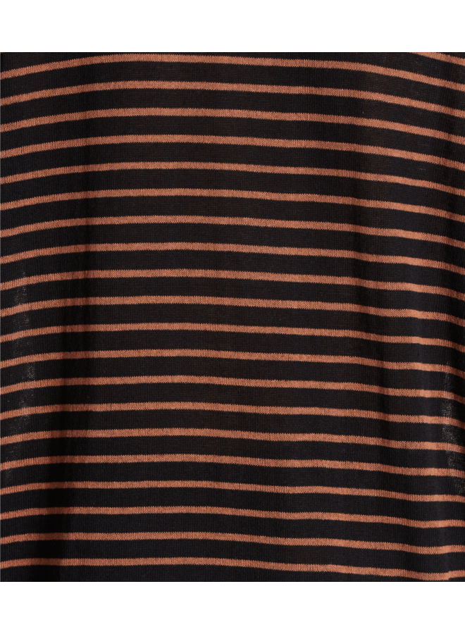 FH-PU-DANAEE-R Pull Noir/ Coco La Fee Maraboutee