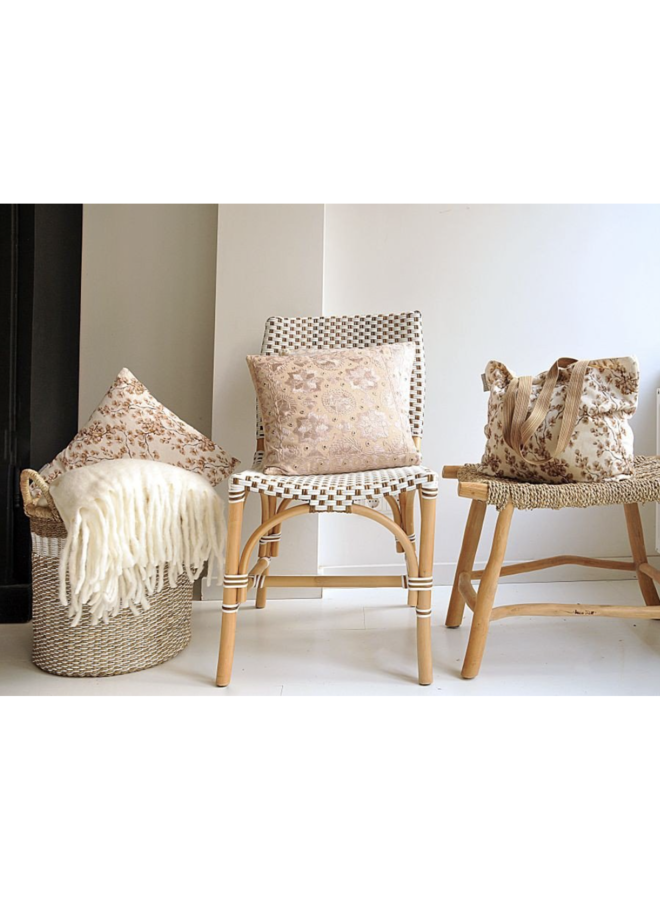 Throw with fringes 130 x 170 cm - Cream Go Round