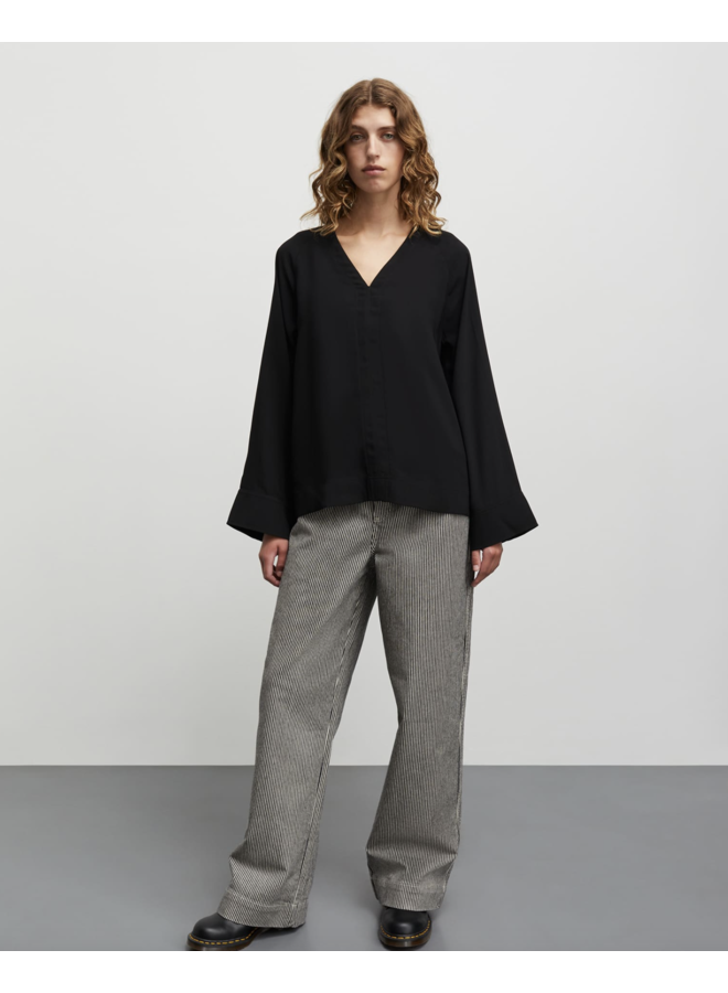 Light Crepe Milly Top Black Mads Norgaard
