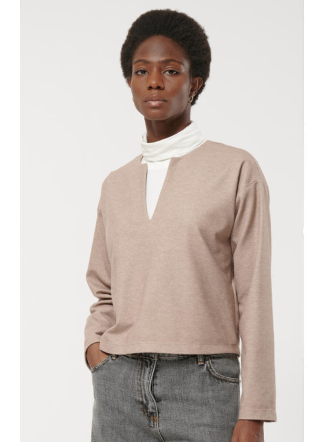 UTOPIO top Beige Humility