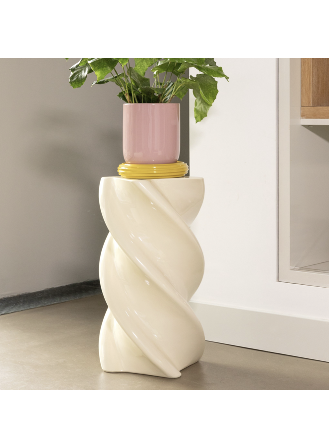 Pillar marshmallow off white & Klevering