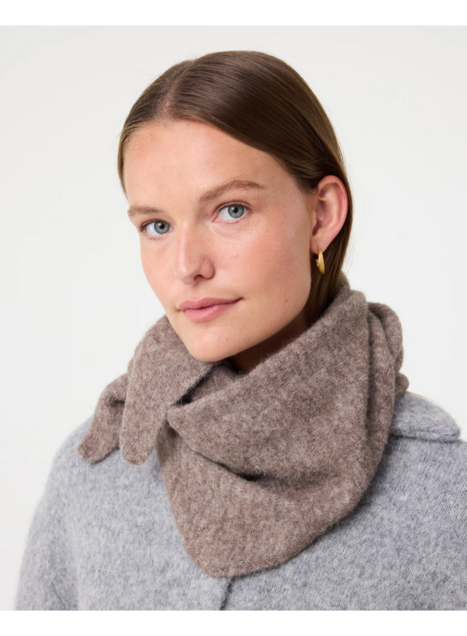 Tricja Scarf Walnut Knit-Ted