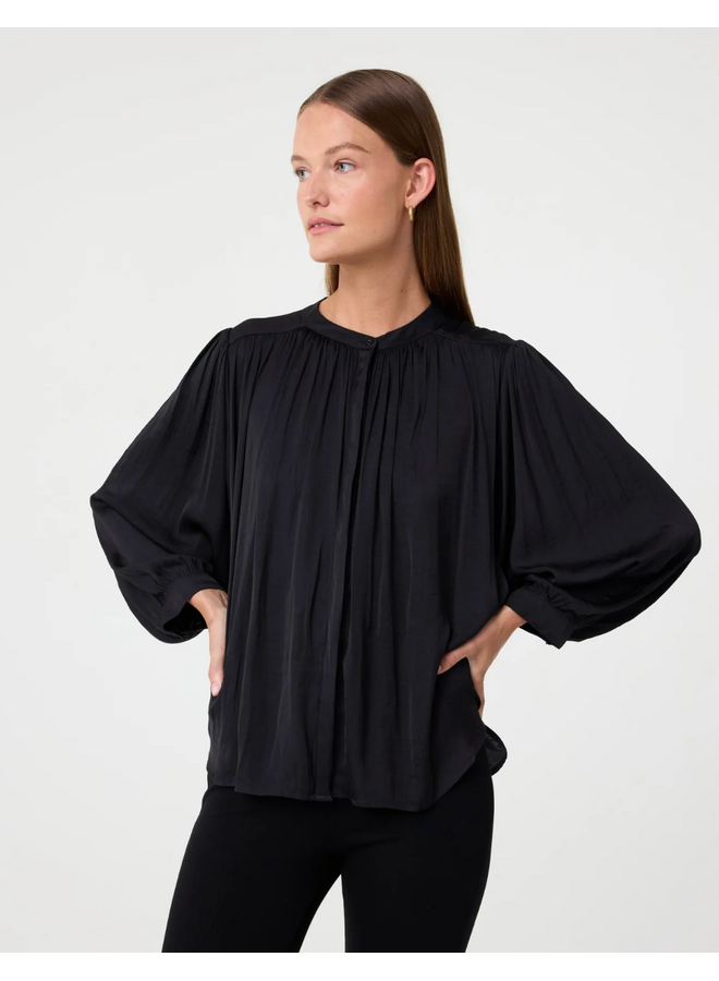 Rubia Blouse Knit-Ted Black