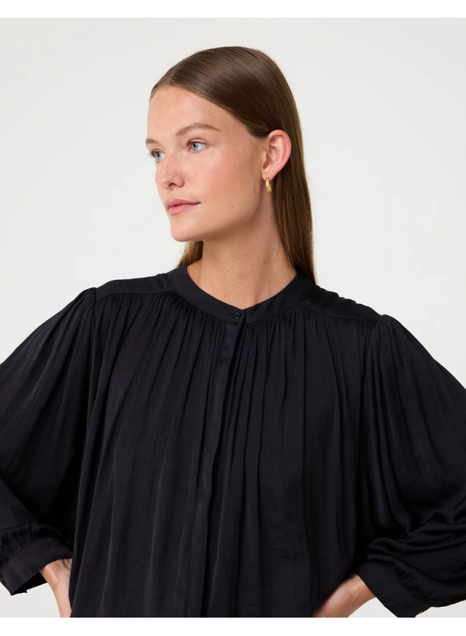 Rubia Blouse Knit-Ted Black