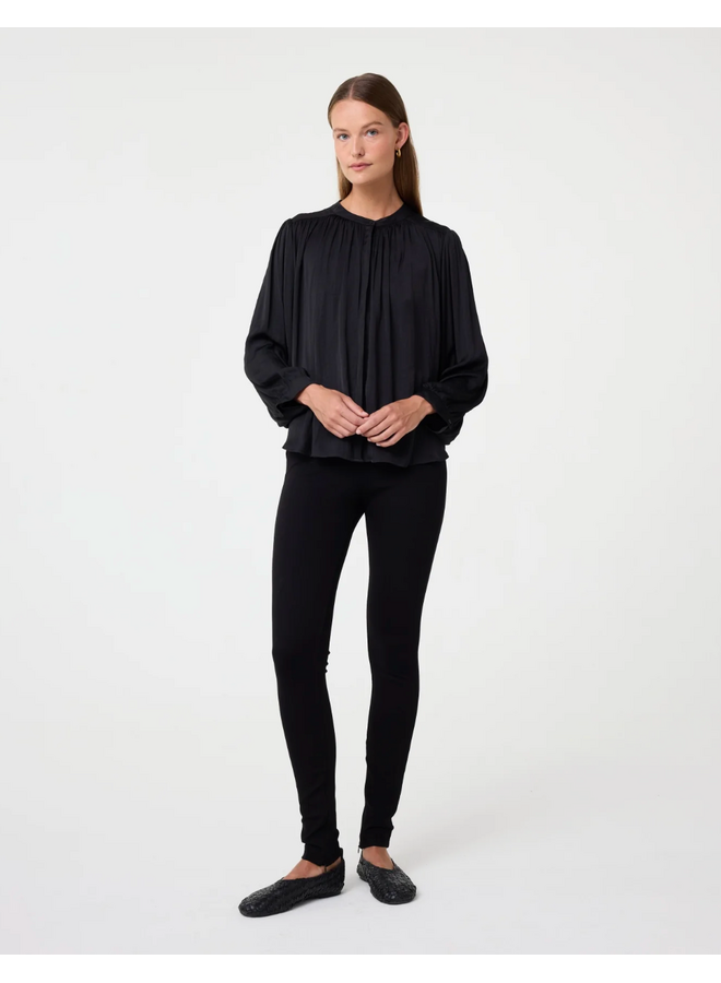 Rubia Blouse Knit-Ted Black