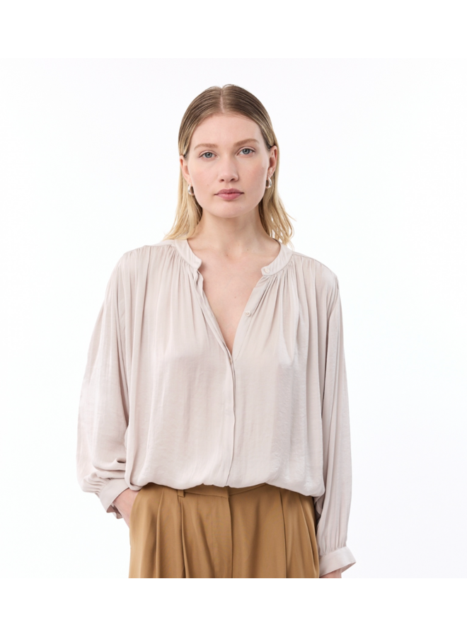 Rubia Blouse Knit-Ted Sand