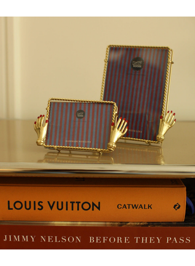 Jana Hand Frame Small Doing Goods