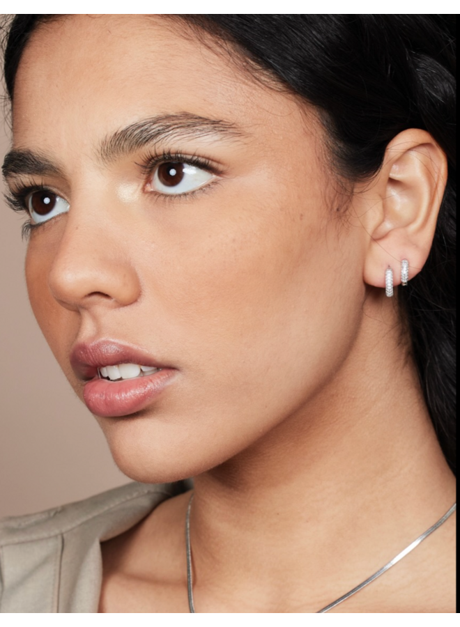 Creolen met strass (1.2cm) / zilver Ellen Beekmans