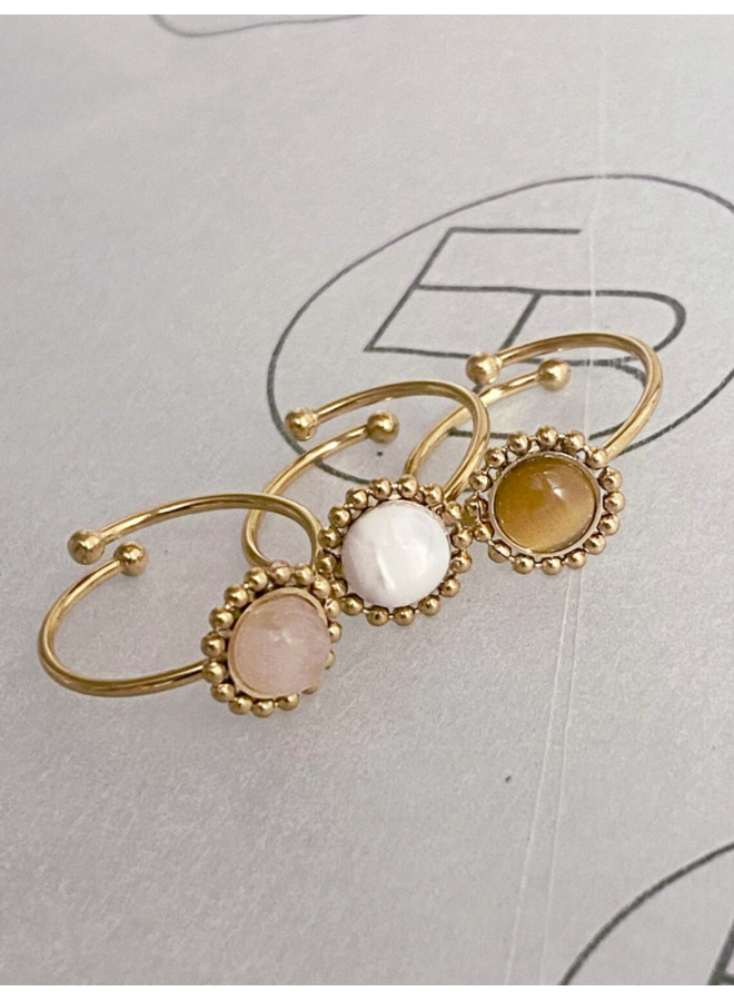 Vintage ringetje met gemstone/ new colours - Wit  Ellen Beekmans
