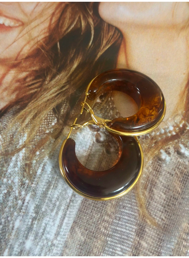 Ellen Beekmans Oorringen cognac / goud (3.5cm)