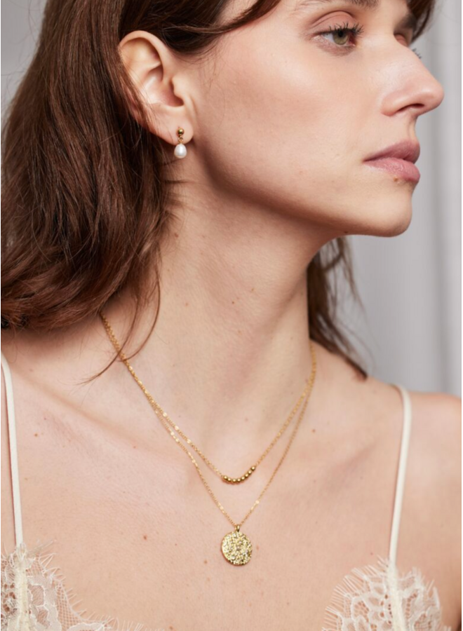 Ellen Beekmans Ketting met gouden munt met steentjes