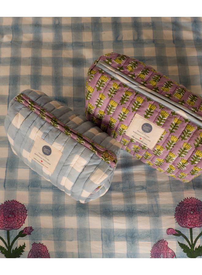 Nova Make-up Bag Medium Doing Goods