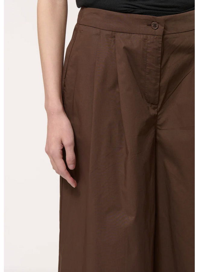 HL-PA-LAMIRU Trousers Chocolate Humility