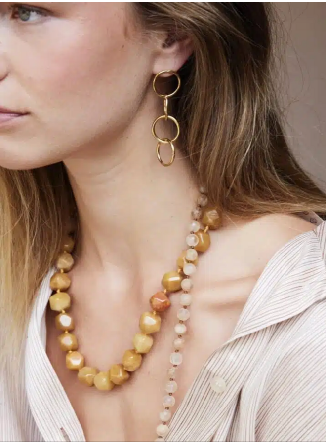 Ellen Beekmans Lange gemstone ketting / warm geel