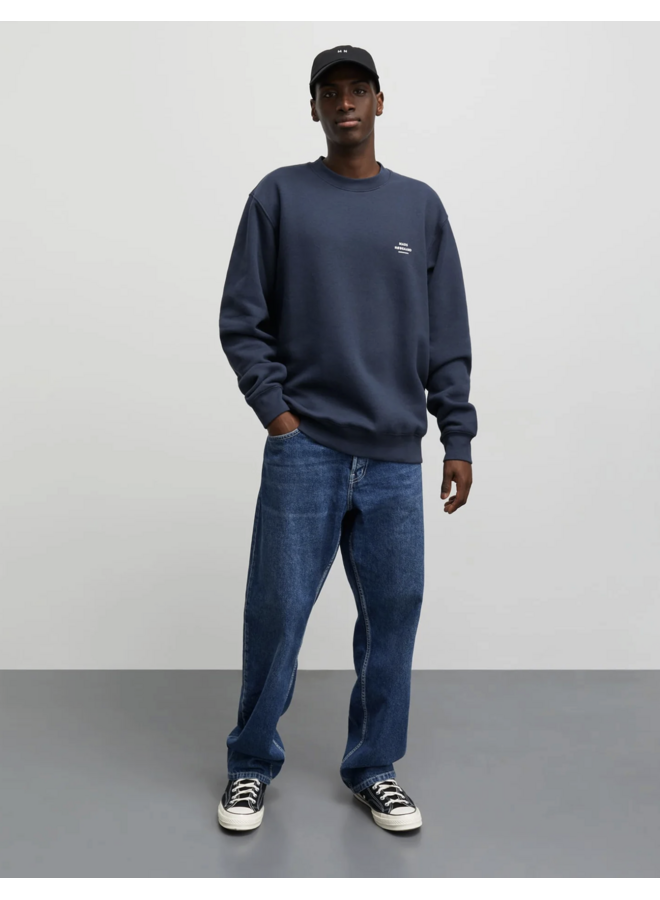 Standard Crew Logo Sweat FAV  Parisian Night Mads Norgaard MEN