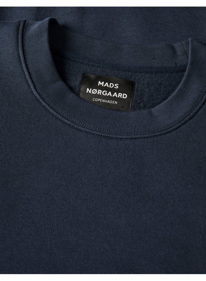 Standard Crew Logo Sweat FAV  Parisian Night Mads Norgaard MEN