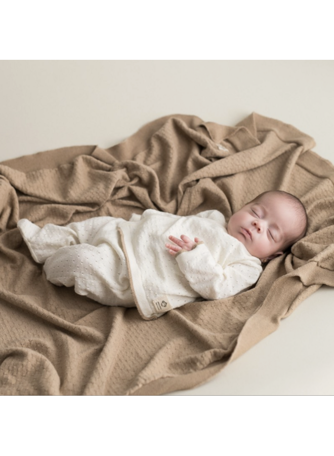 Camel openwork Baby Blanket Micu Micu