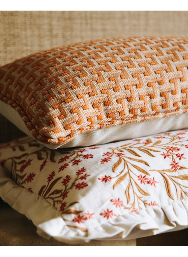Cushion Audrey Coral & Ecru - Filling included Palais
