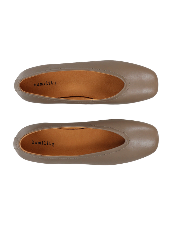HM-AS-MADIRA Shoes Taupe Humility