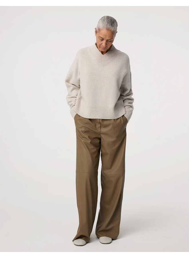 Jean Pullover Greige Knit-Ted