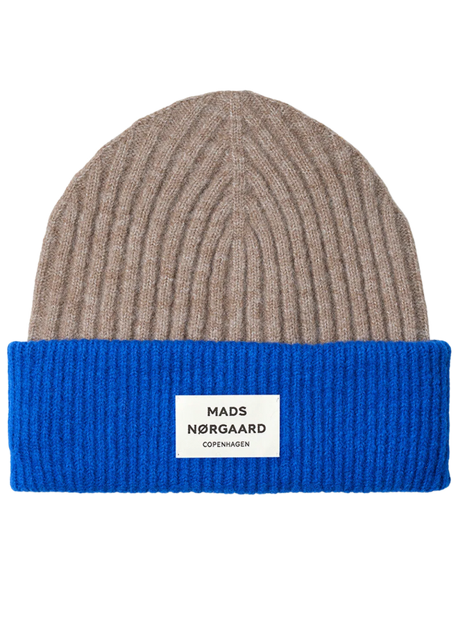 Tosca Blok Anuska Hat Roasted Cashew/ Surf the Web Mads Norgaard