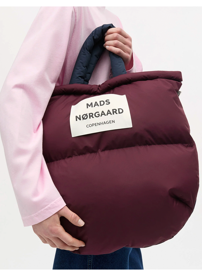 Light Ripstop Pillow Bag Light Ripstop Sky Captain/ Winetasting Mads Norgaard