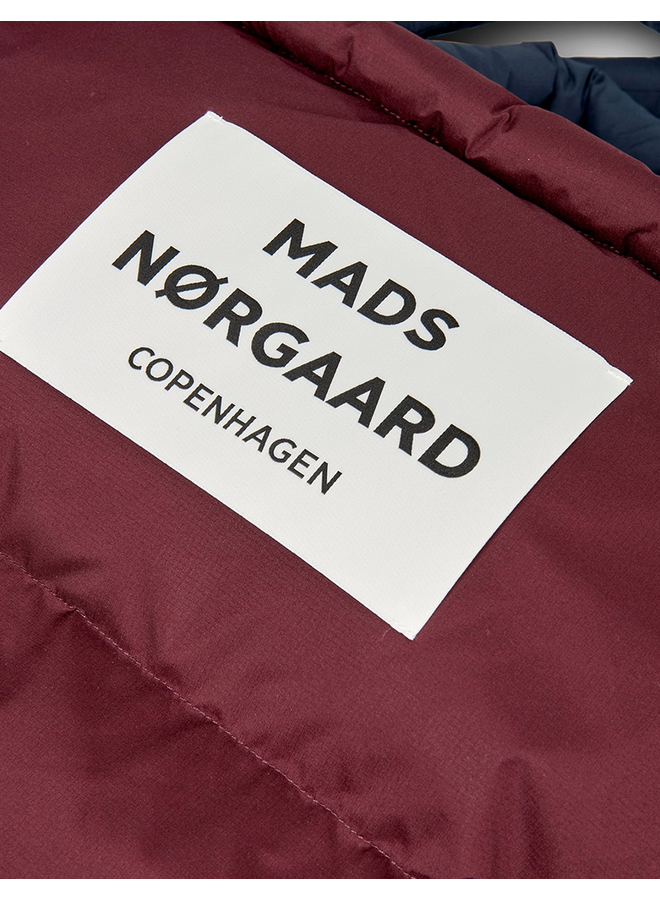 Light Ripstop Pillow Bag Light Ripstop Sky Captain/ Winetasting Mads Norgaard