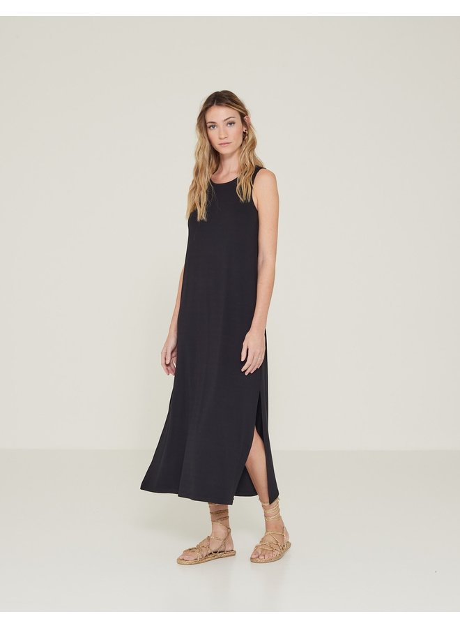 side split black dress
