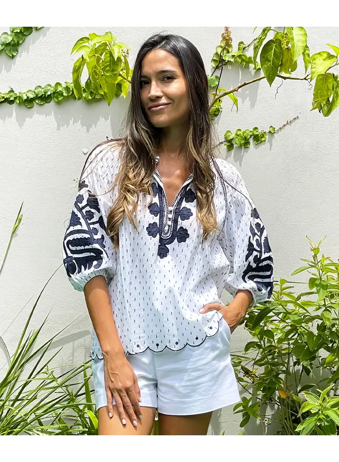 Ferrara Top - White/Navy Dobby