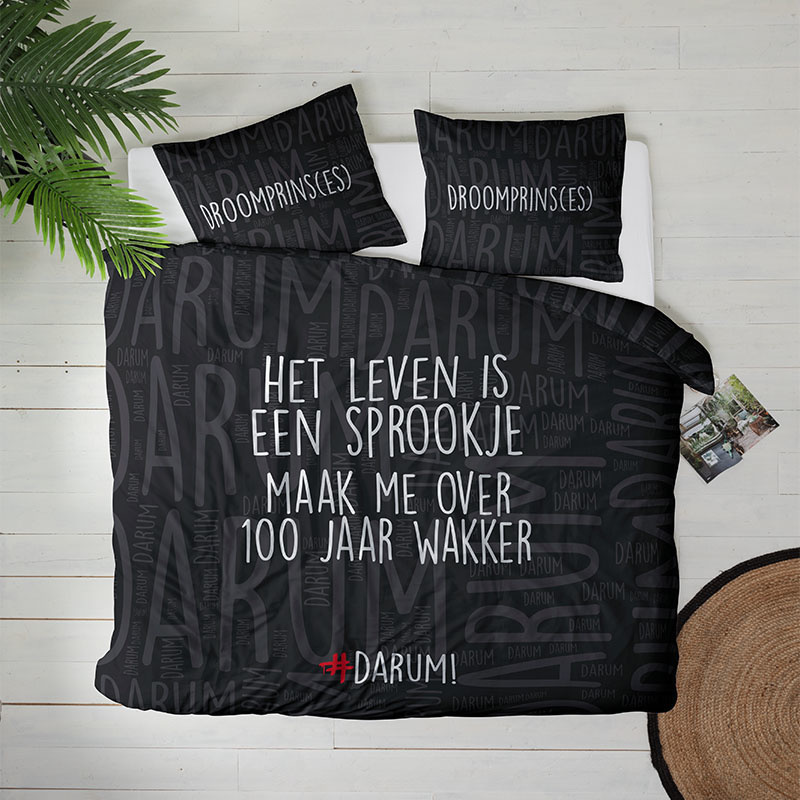 Dekbedovertrek #DARUM! Sprookje Dekbedovertrek - Lits-Jumeaux (240x220 cm) - Zwart Microvezel - Dessin: Tekst - #DARUM! - Dekbed-Discounter.nl