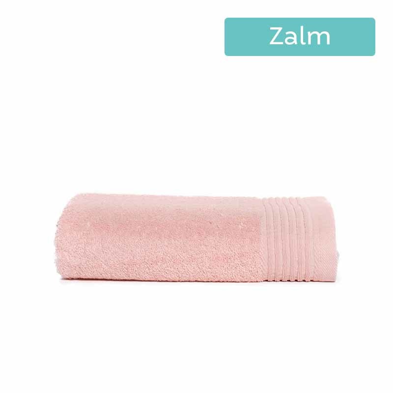 The One Towelling Handdoek Deluxe - 60 x 110 cm Kleur: Zalm