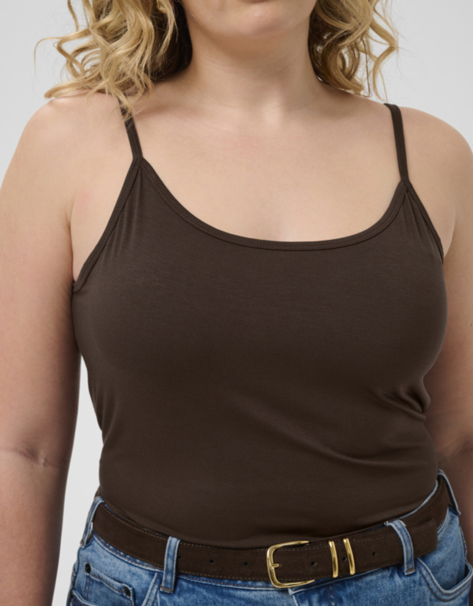 Kaffe curve Top KCjena Strap Top Coffee Bean
