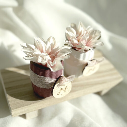 Juffencadeau met zijdebloem