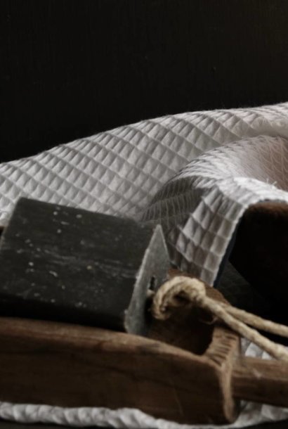 Robuster Seifenblock mit Seil * Parfüm grüner Tee *