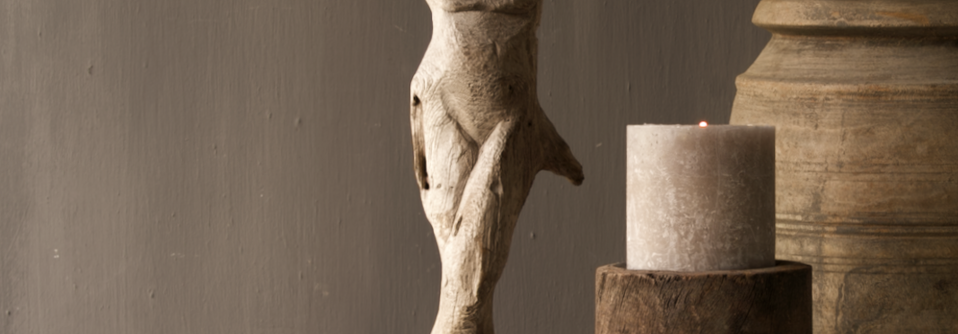 Uniek houten beeldje Vrouw